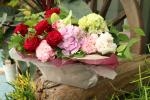 赤バラのアレンジメント｜「花安」　（和歌山県和歌山市の花キューピット加盟店 花屋）のブログ