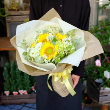 ヒマワリの花束｜「花安」　（和歌山県和歌山市の花キューピット加盟店 花屋）のブログ